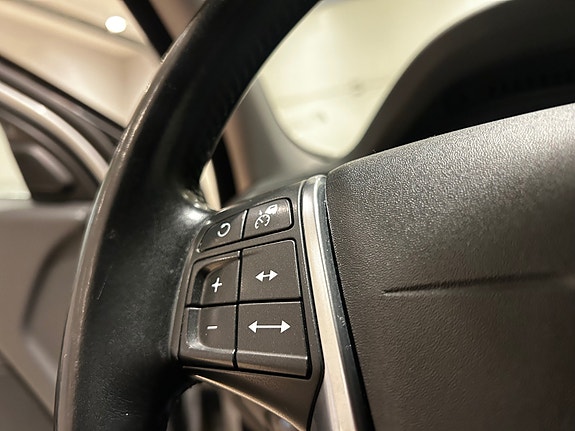 Volvo V70 14 of 30