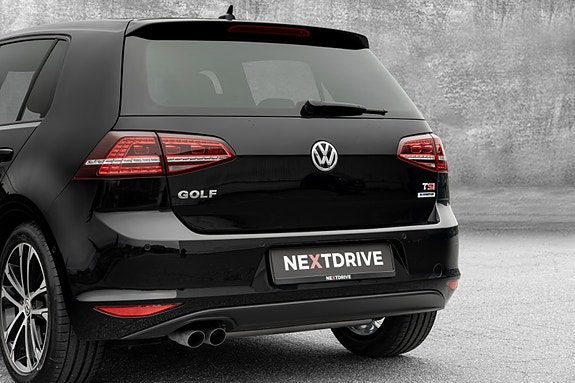 Volkswagen Golf VII 6 of 30
