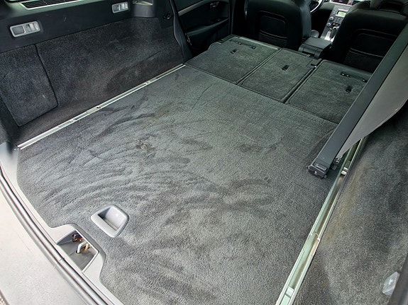 Volvo XC70 24 of 24