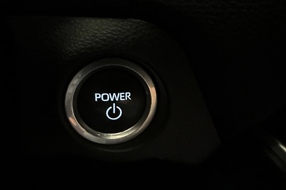 Toyota RAV4 18 of 28
