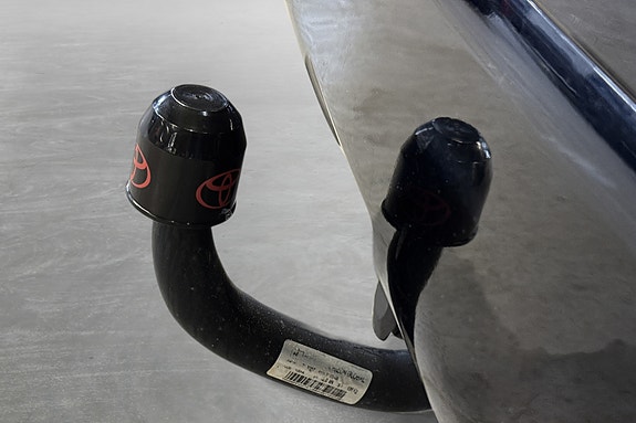 Toyota RAV4 25 of 28