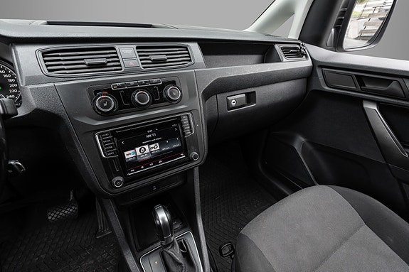 Volkswagen Caddy Maxi 23 of 29