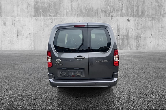 Toyota Proace City 5 of 11