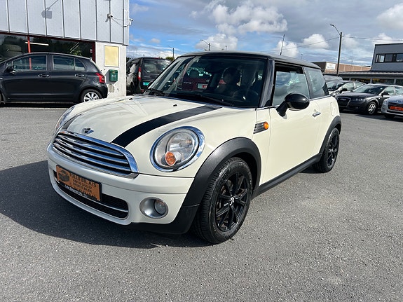 MINI Cooper 10 of 29