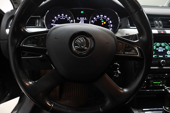 Skoda Superb 12 of 18