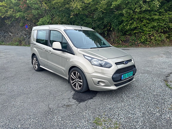 Ford Transit Connect 2 of 8