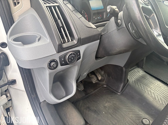 Ford Transit 14 of 25