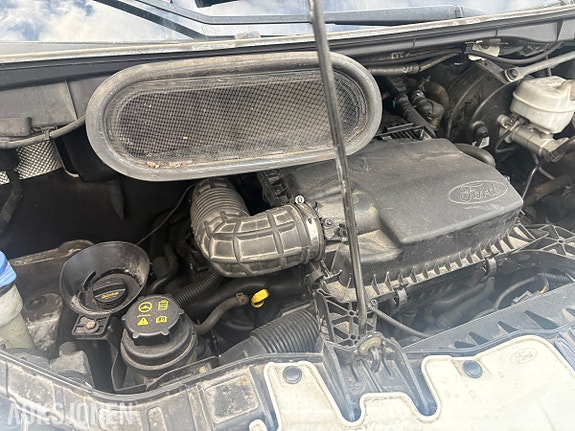 Ford Transit 21 of 25