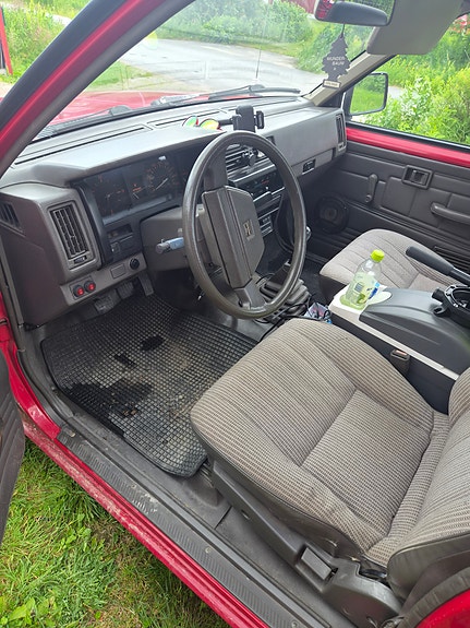 Nissan King Cab 5 of 8