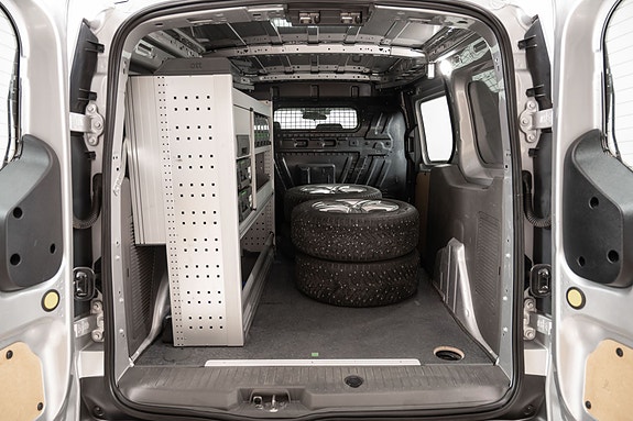 Ford Transit Connect 15 of 22