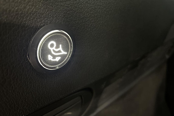 Mazda CX-60 28 of 30