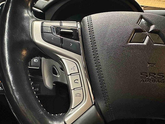 Mitsubishi Outlander 12 of 30