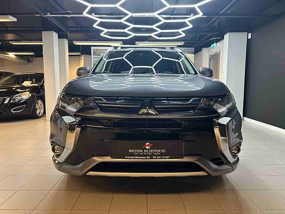 Mitsubishi Outlander 2 of 30