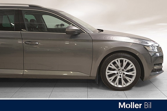 Skoda Superb 8 of 30