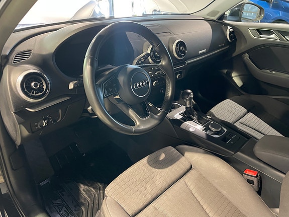 Audi A3 10 of 27