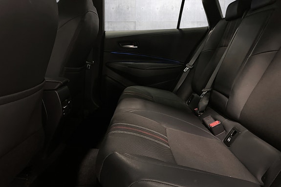Toyota Corolla 15 of 19