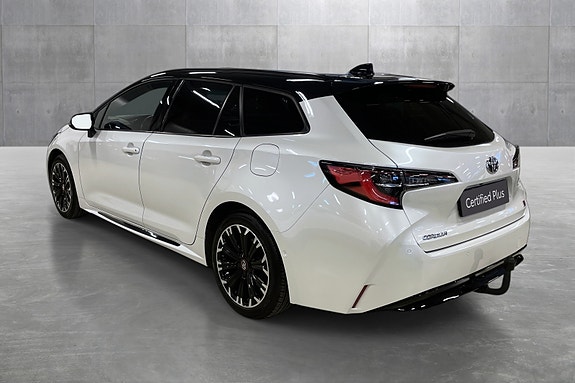 Toyota Corolla 3 of 19