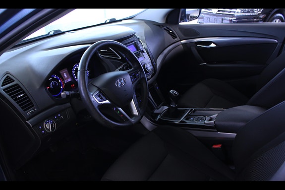 Hyundai i40 10 of 17
