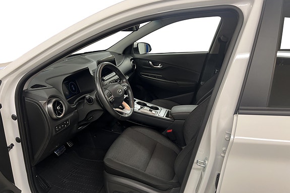Hyundai Kona 11 of 14