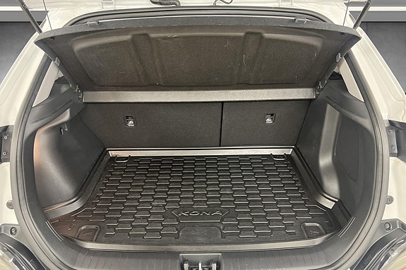 Hyundai Kona 12 of 14