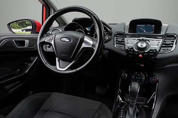 Ford Fiesta 27 of 30