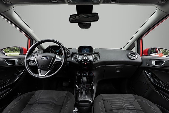 Ford Fiesta 29 of 30