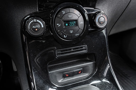 Ford Fiesta 18 of 30