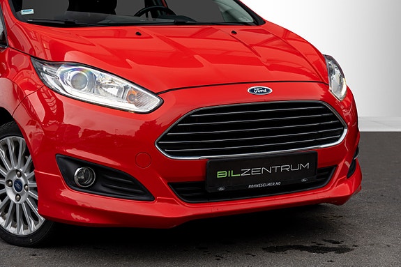 Ford Fiesta 5 of 30