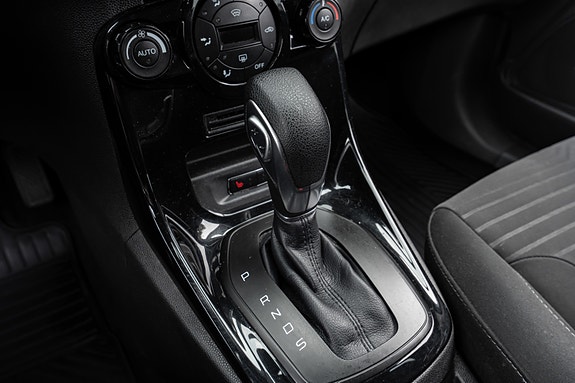 Ford Fiesta 15 of 30