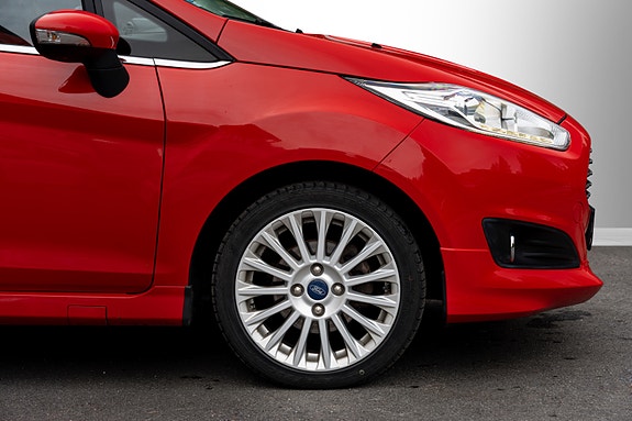 Ford Fiesta 9 of 30