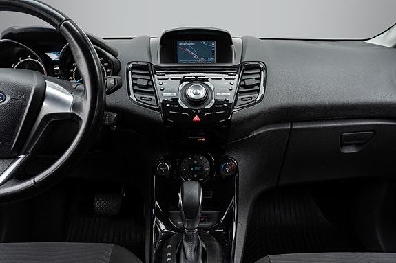 Ford Fiesta 16 of 30