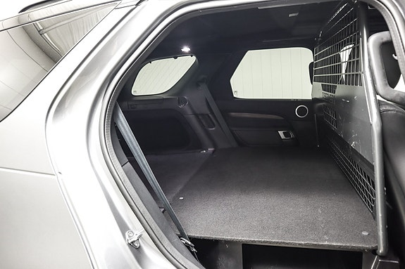 Land Rover Discovery 18 of 22