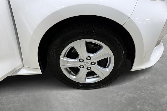Toyota Yaris 17 of 19