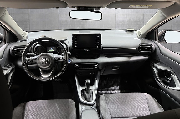 Toyota Yaris 10 of 19