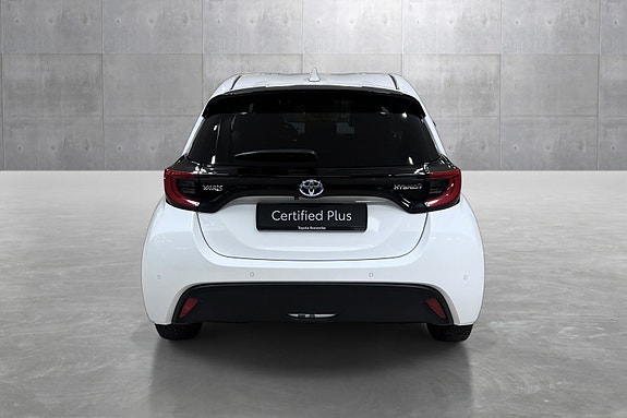 Toyota Yaris 6 of 19