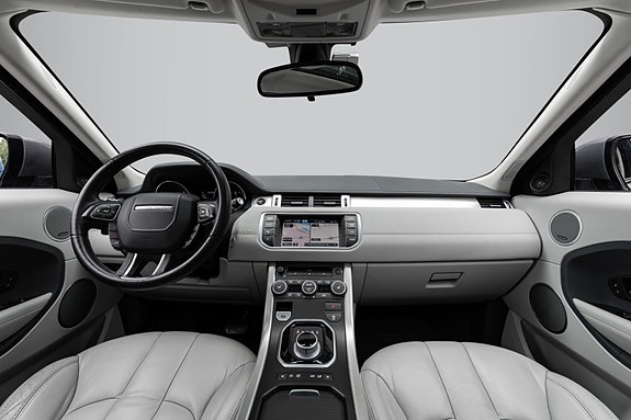 Land Rover Range Rover Evoque 21 of 30