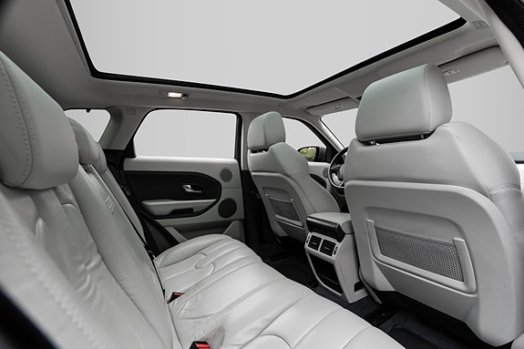 Land Rover Range Rover Evoque 14 of 30