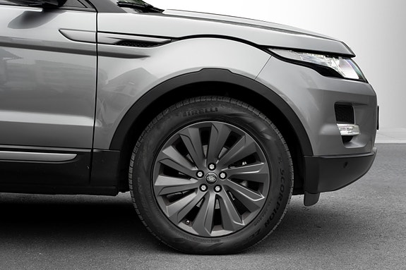 Land Rover Range Rover Evoque 9 of 30