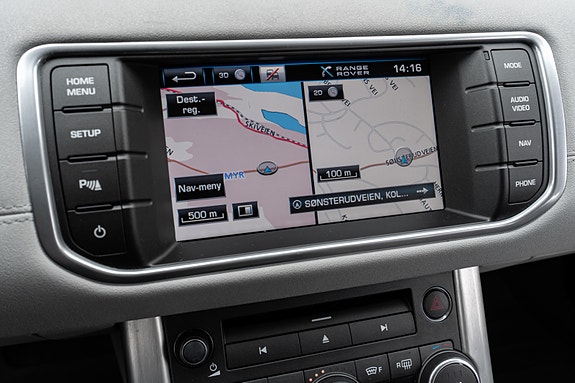 Land Rover Range Rover Evoque 26 of 30