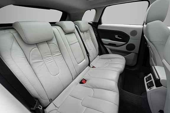 Land Rover Range Rover Evoque 15 of 30