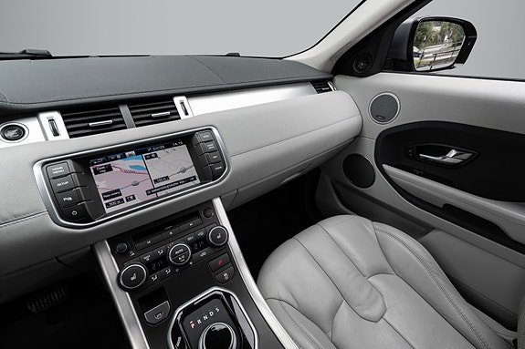 Land Rover Range Rover Evoque 18 of 30
