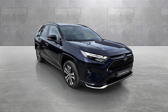 Toyota RAV4 7 of 26