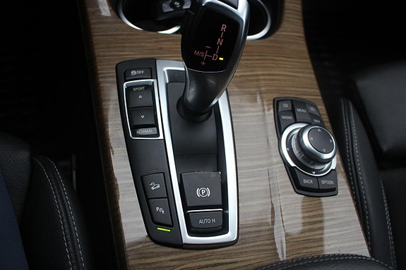 BMW X3 12 of 13