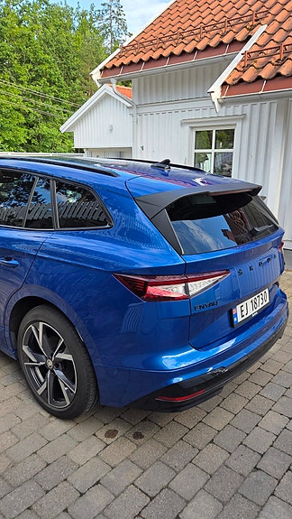 Skoda Enyaq 4 of 16