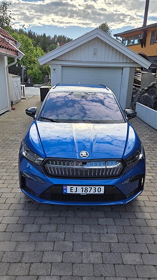 Skoda Enyaq 3 of 16