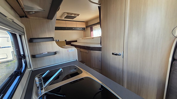 Hobby Siesta V65 GE - Hengerfeste, Sykkelstativ, Cruisekontroll, DAB, BT, TV, Enkle Senger , 2 x Aircondition 13 of 30