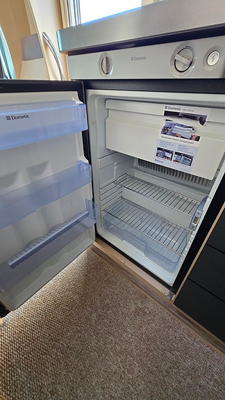 Hobby Siesta V65 GE - Hengerfeste, Sykkelstativ, Cruisekontroll, DAB, BT, TV, Enkle Senger , 2 x Aircondition 23 of 30