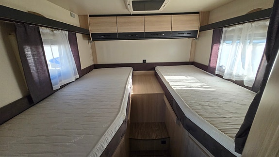 Hobby Siesta V65 GE - Hengerfeste, Sykkelstativ, Cruisekontroll, DAB, BT, TV, Enkle Senger , 2 x Aircondition 17 of 30