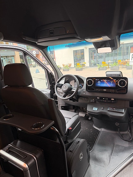 Mercedes-Benz eSprinter - Elektrisk - 17 seter - leveringsklar! 2 of 6