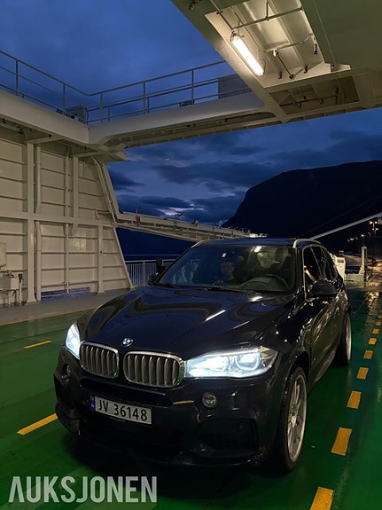BMW X5 25 of 30